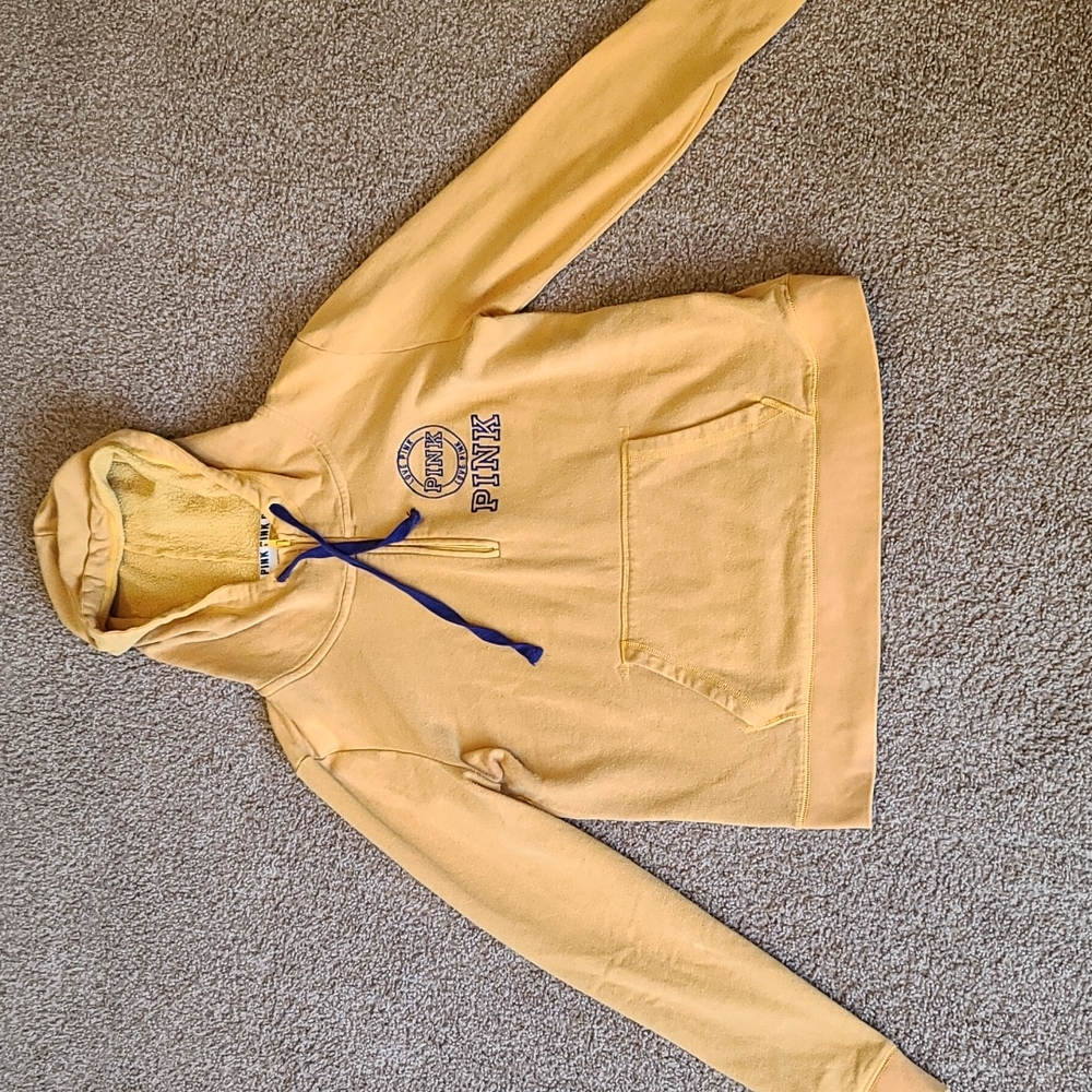 Vs pink yellow half zip